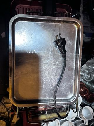 Plancha metálica con cable