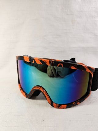 Gafas de esquí naranjas con diseño