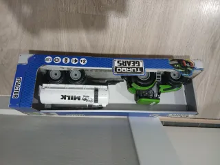 Camión Tractor Milk 1:32