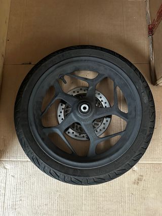Llanta y Neumático Honda PCX 125 (2021-2024)