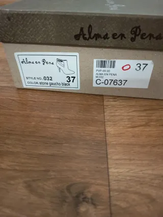 Botín elegante piel negro ! Alma en Pena !!!