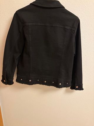 Cazadora vaquera chica