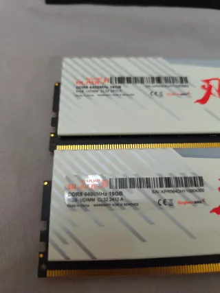 M. RAM DDR5 6400Mhz 32GB CL32 KingBank 2x16gb