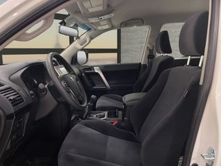 Land Cruiser 2.8 D-4D GX 130kW