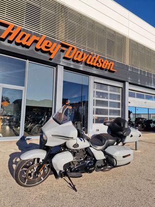 Harley-Davidson Street Glide Ultra Gris