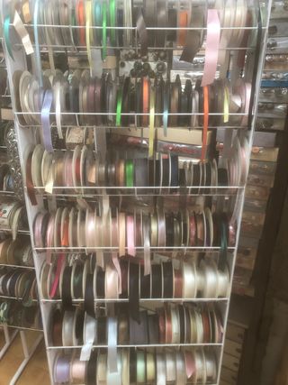 Nastro sbieco raso oro e rosa senza espositore