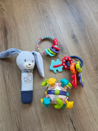 Lote Bebés Juguetes Sonajeros Mickey Peluches