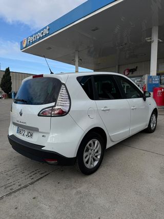 Renault Scenic 2015