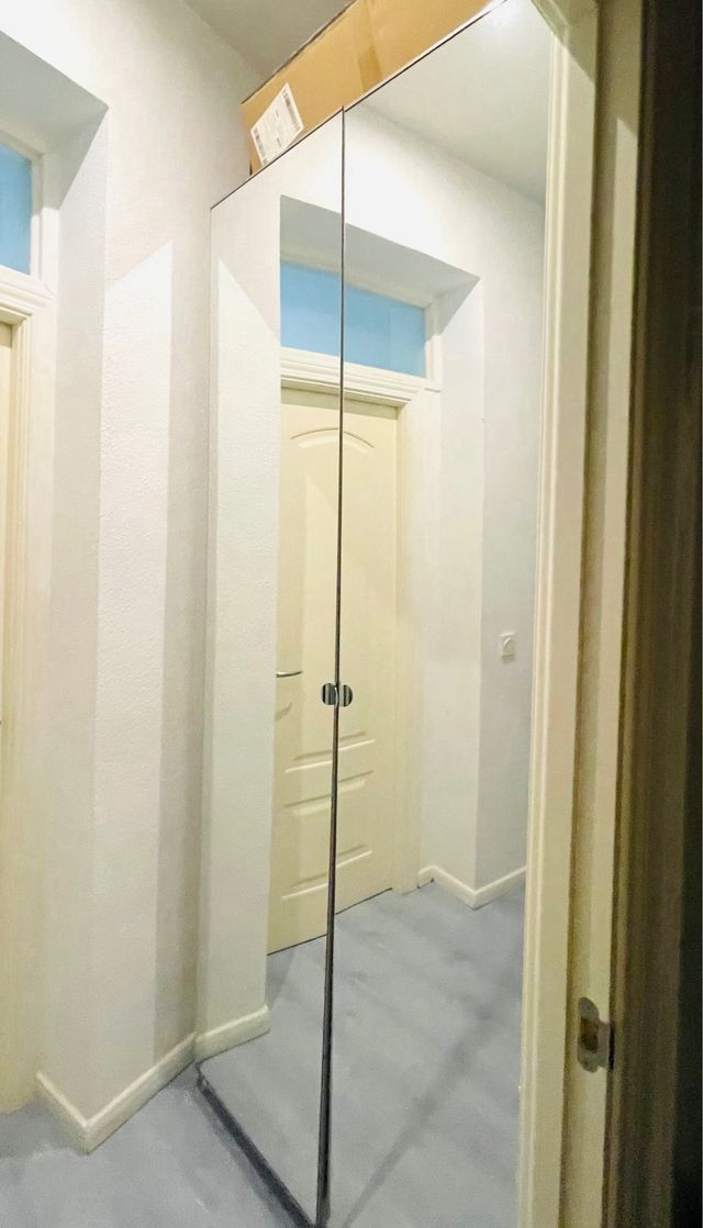 URGE - Armario PAX Ikea con puertas de espejo