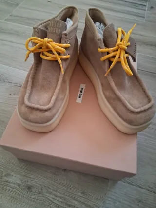 Scarpe Miu Miu Beige/Giallo