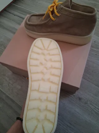 Scarpe Miu Miu Beige/Giallo