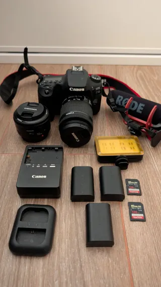 Lote Cámara Reflex Canon EOS 90D