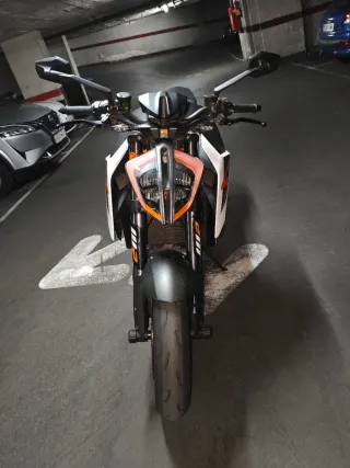 KTM 1290 Super Duke R