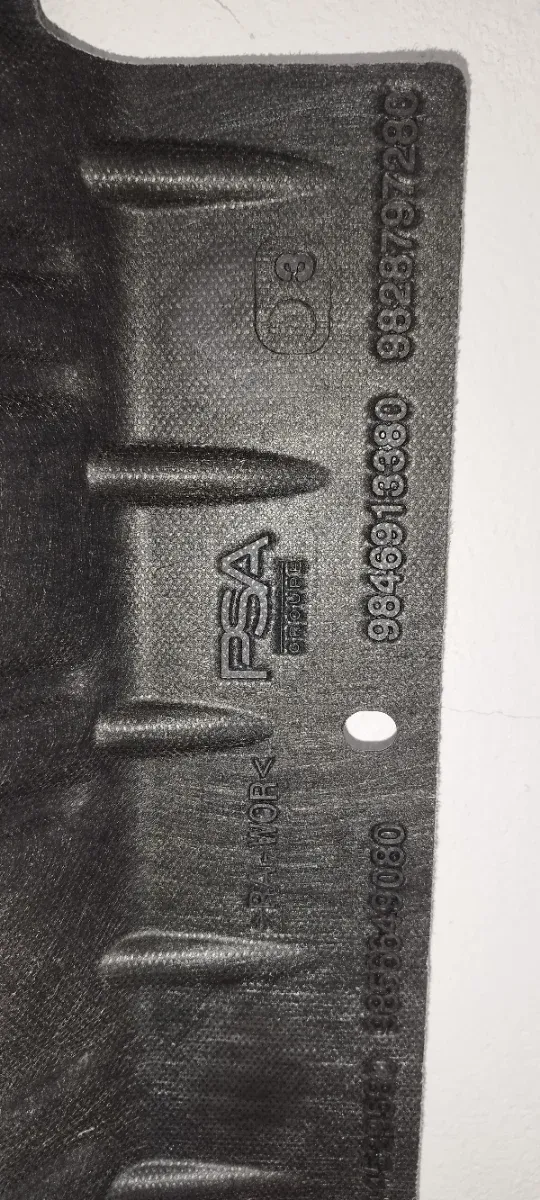 Cubre cárter Peugeot 3008