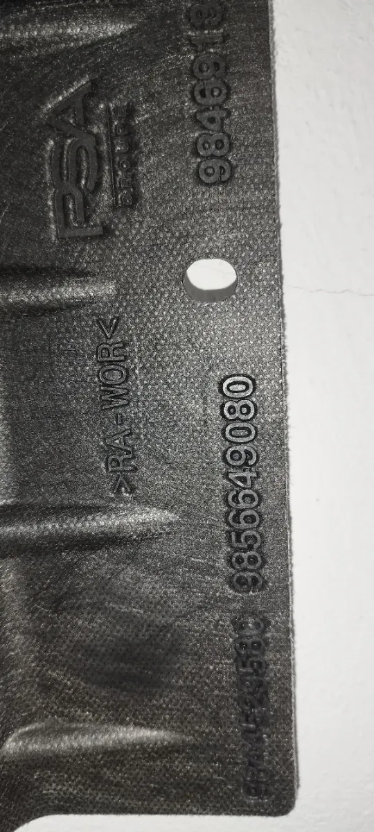 Cubre cárter Peugeot 3008