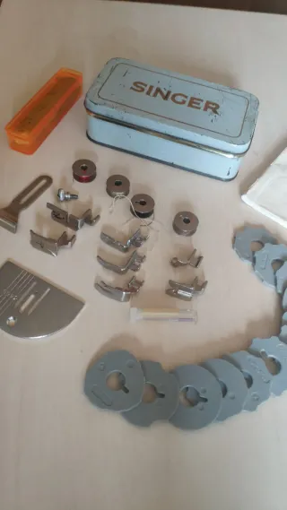 SINGER 801 Z2 - Accesorios + instrucciones