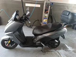 Peugeot 49cc, 2T año 2021 y 7376 km,ITV2027