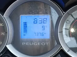 Peugeot 49cc, 2T año 2021 y 7376 km,ITV2027