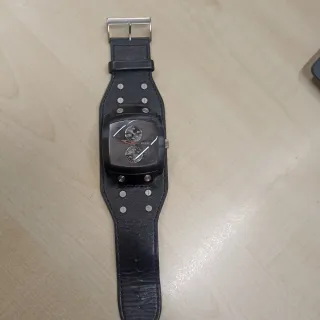 Reloj Guess Negro y Plateado Phantom W14517G1