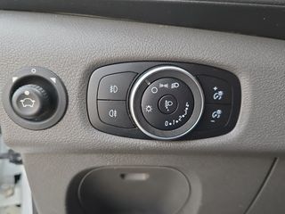 Ford Transit 350 96kW L2H2 Van Trend FWD
