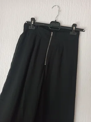 Pantalón negro fluido
