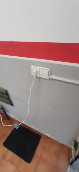 TRASTERO GRANDE LUZ Y AGUA 15m2  Granollers CENTRO