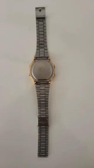 Reloj Casio Dorado Digital