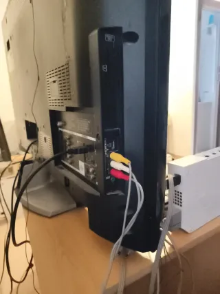 Lote PS4, Wii, TV Sony y Escritorio