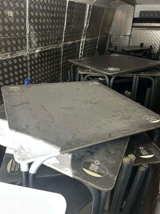 Mesas de terraza metálicas