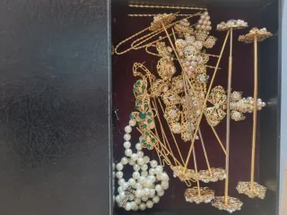 Se hace pack con vestidos anteriores.