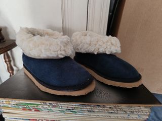 Sapatilhas Vans e Pantufas N.31