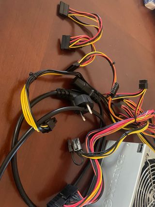 Alimentatore Xilence 600W ATX