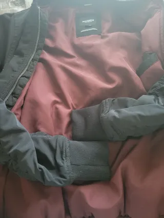 Chaqueta bomber Pull&Bear negra Talla S