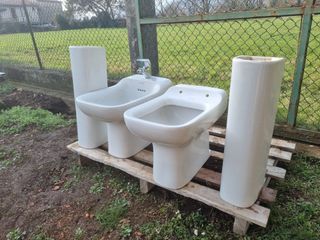 Arredo bagno ceramica bianco