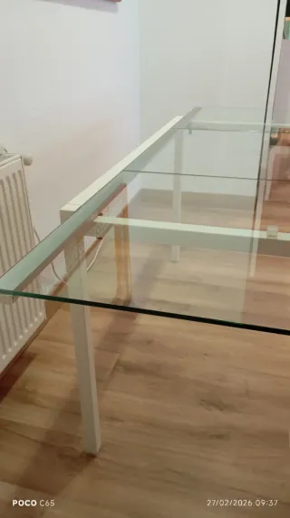 Mesa de comedor cristal y estructura acero