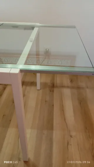 Mesa de comedor cristal y estructura acero