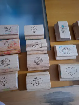 Sellos de madera infantiles variados