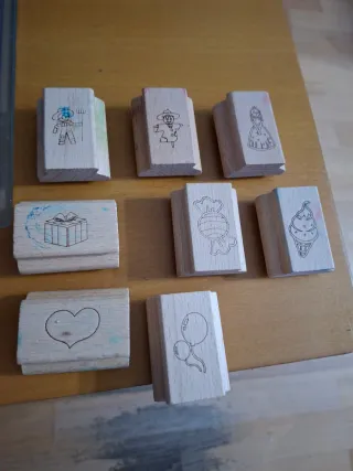 Sellos de madera infantiles variados