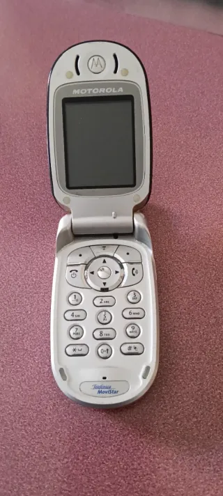 Lote 3 Teléfonos Móviles HTC y Motorola