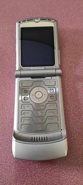 Lote 3 Teléfonos Móviles HTC y Motorola