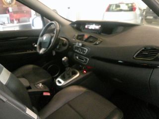 Renault Grand Scenic 2011