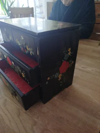 Joyero estilo oriental negro