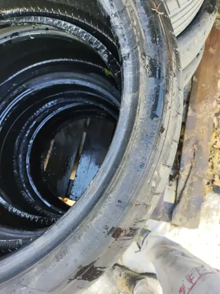 Neumáticos Good Year 225/40/19 Circuito