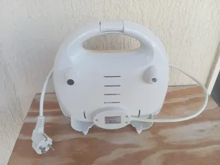 Sandwichera Sinbo SSM 2522WT