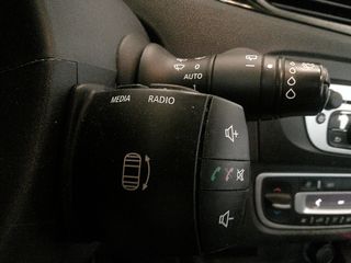 Renault Grand Scenic 2012