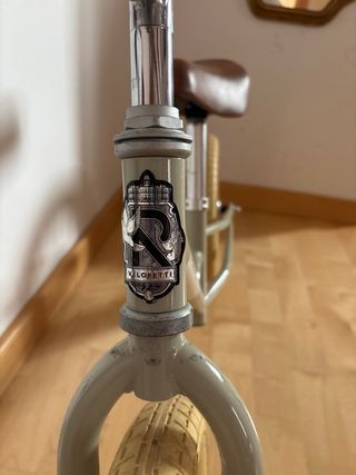 Bicicleta de equilibrio VELORETTI