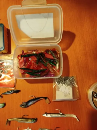 Lote señuelos pesca variados