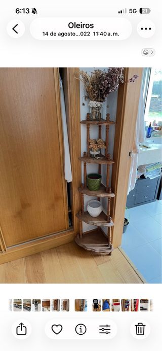 Estante de madera para plantas