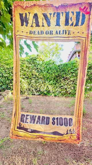 Sombrero vaquero marrón y decoracion