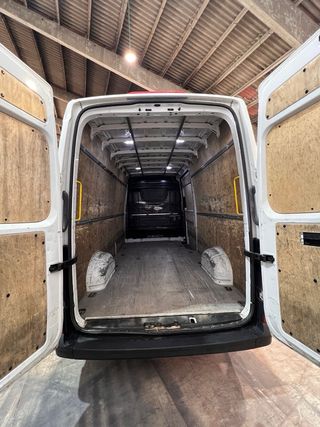 Volkswagen Crafter L4H3 2017